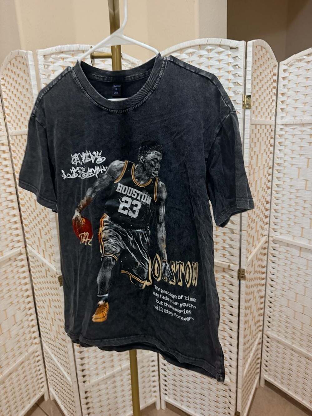 Romwe Men Street Life Portrait Acid-Washed T-Shirt Size S Black
